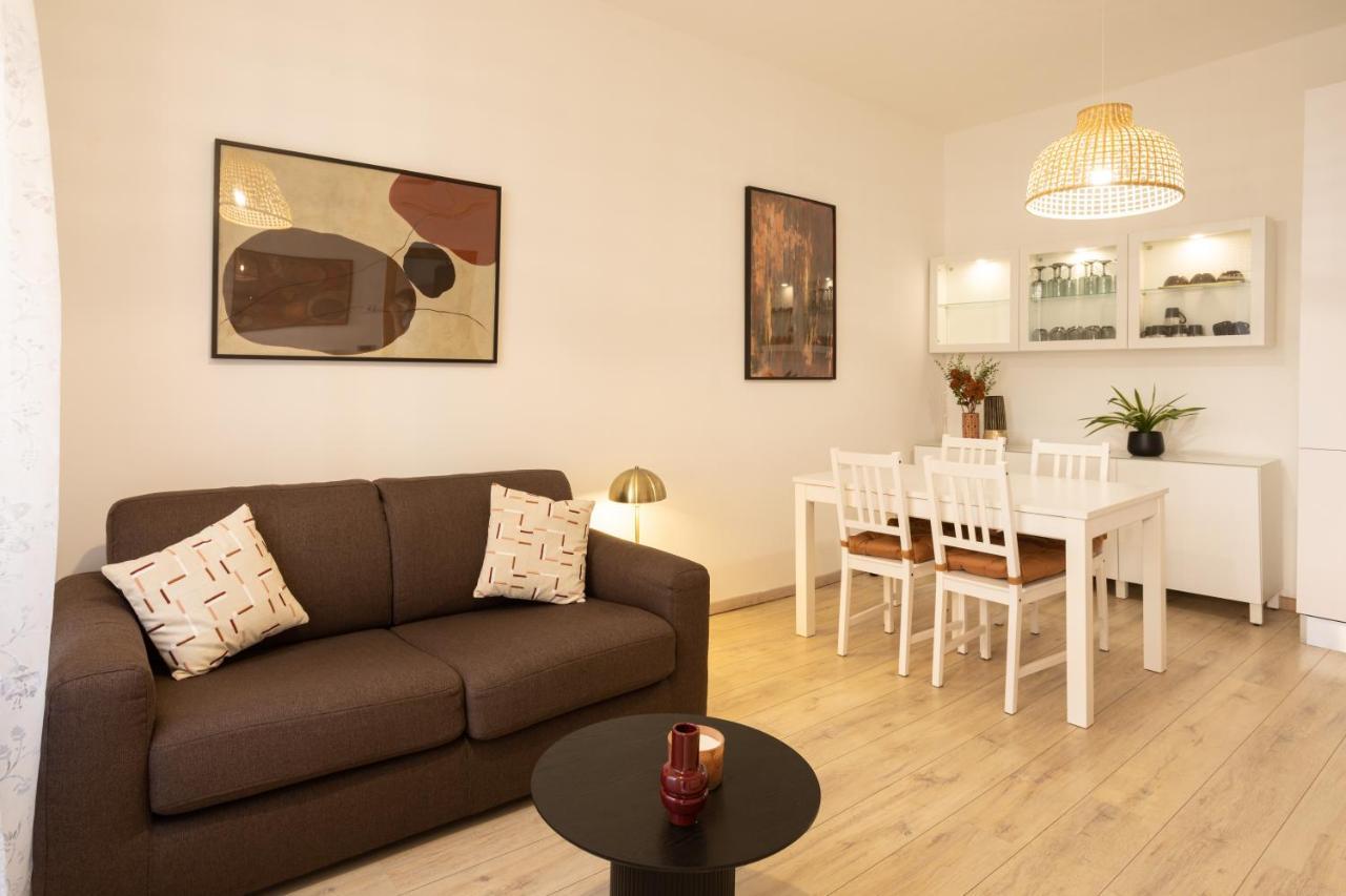 Xenia Apartments - Enjoy Porta Venezia In Modern Apt- 10 Min From Duomo Мілан Екстер'єр фото