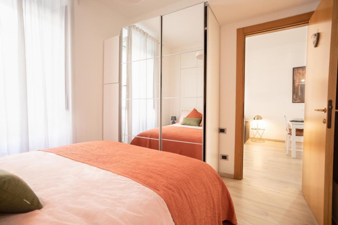 Xenia Apartments - Enjoy Porta Venezia In Modern Apt- 10 Min From Duomo Мілан Екстер'єр фото